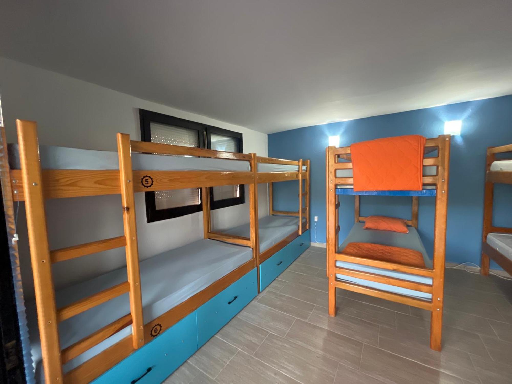 Blue Orange Lake Hostel 오흐리드 외부 사진