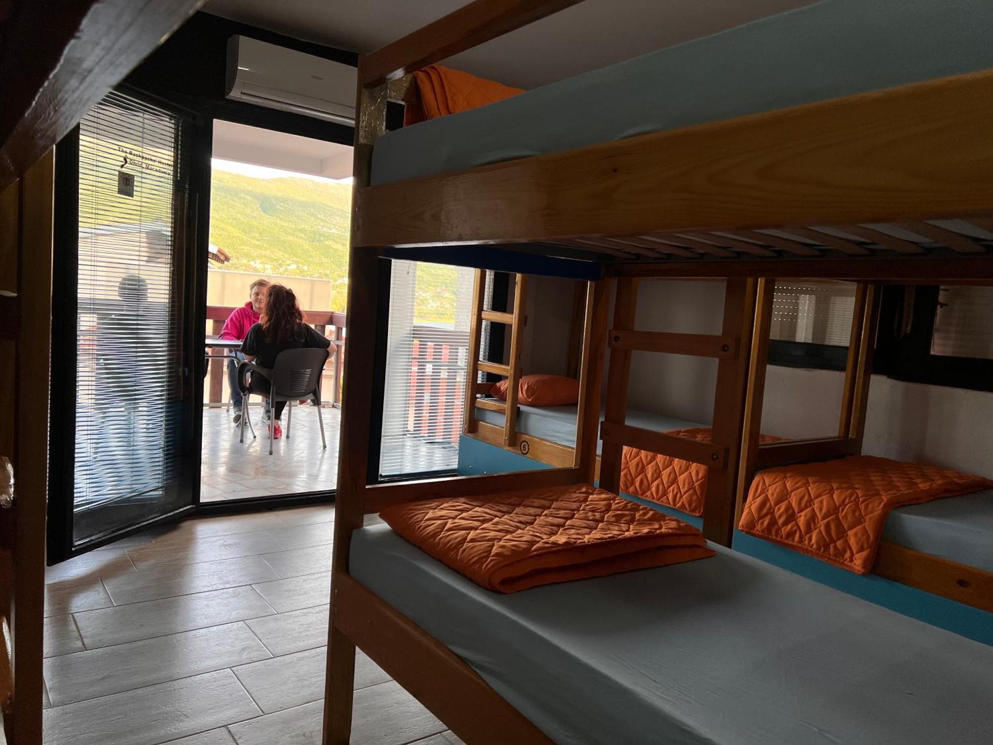 Blue Orange Lake Hostel 오흐리드 외부 사진